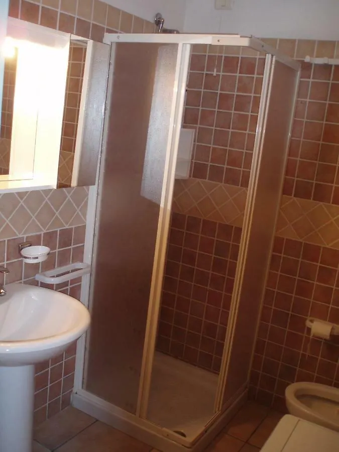 アパート Appartamento Residence Weber ラ・マッダレーナ